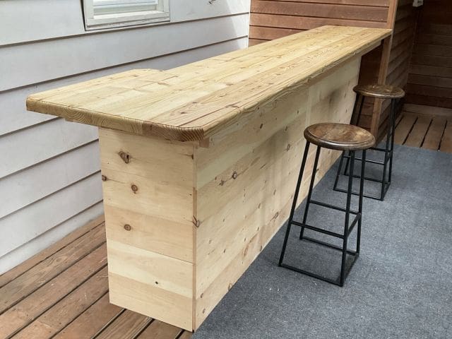This Wood Bar is a weekend project